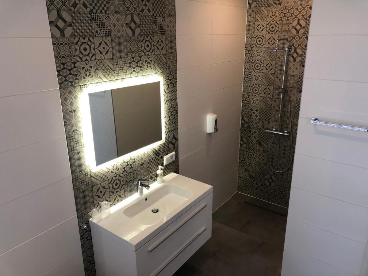 Hotel Hoevevoorde Рейсвейк Экстерьер фото